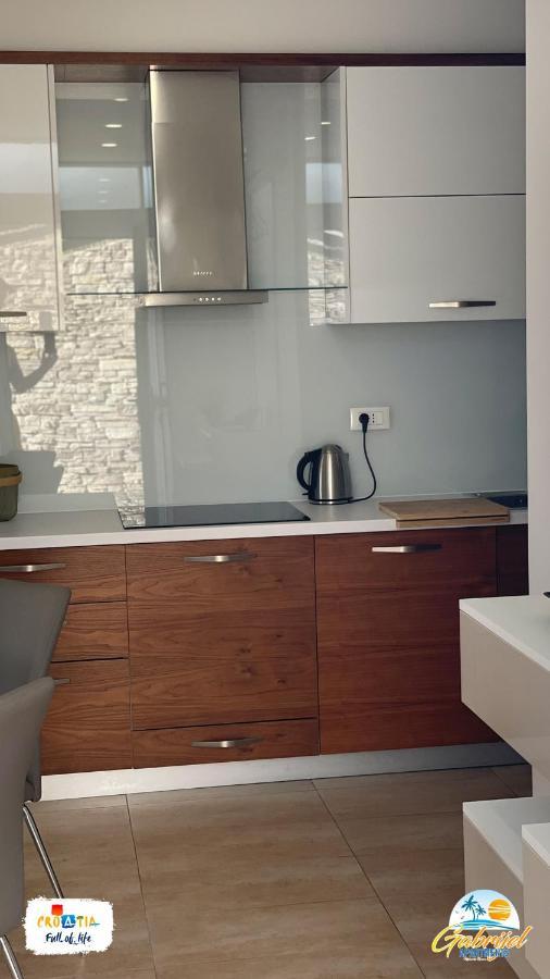 Gabrijel Apartments Makarska 1 Kültér fotó