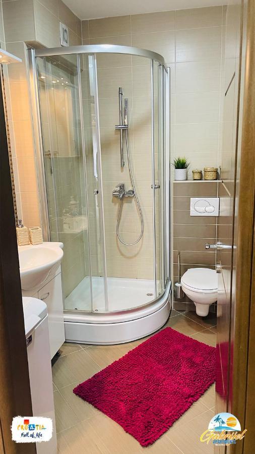 Gabrijel Apartments Makarska 1 Kültér fotó