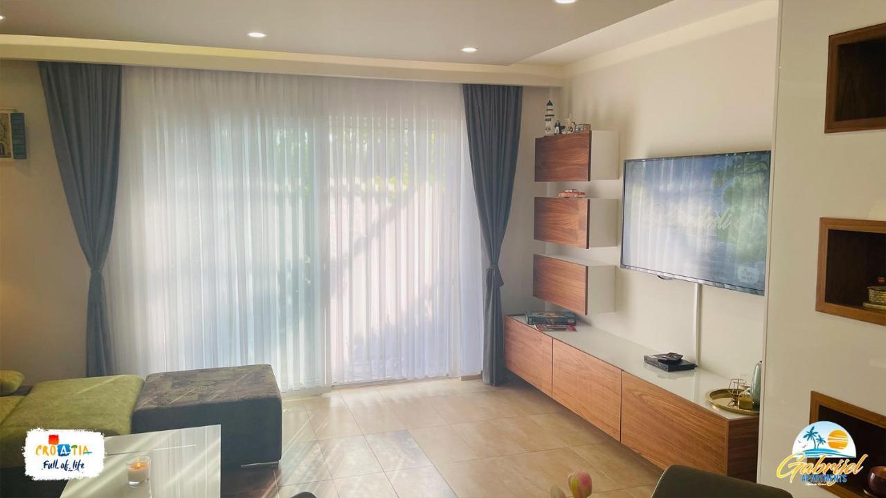 Gabrijel Apartments Makarska 1 Kültér fotó