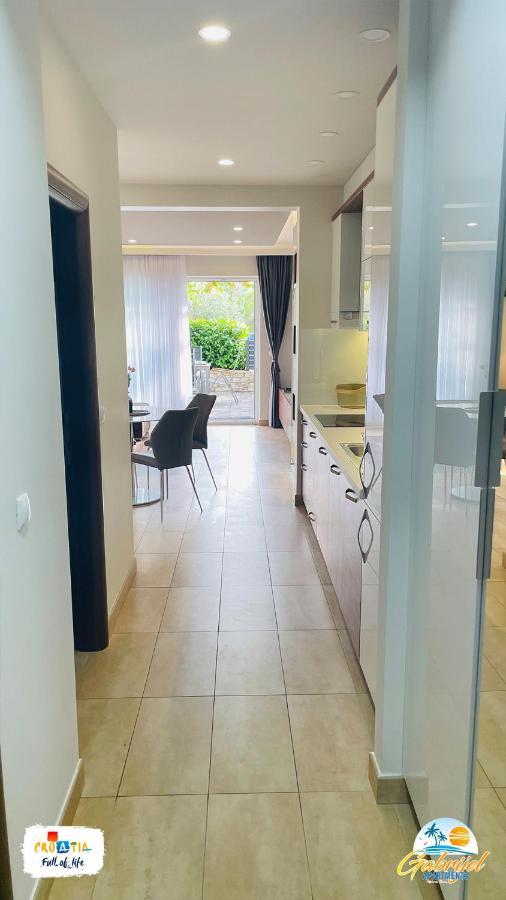 Gabrijel Apartments Makarska 1 Kültér fotó