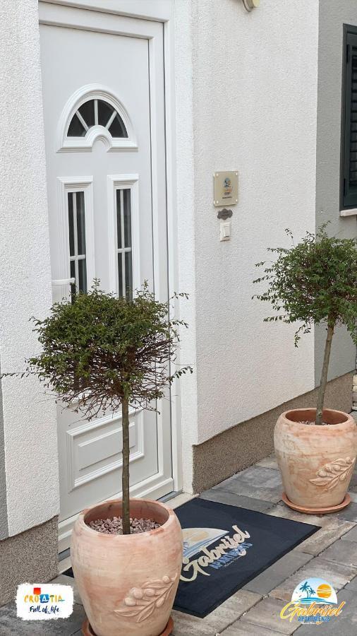 Gabrijel Apartments Makarska 1 Kültér fotó
