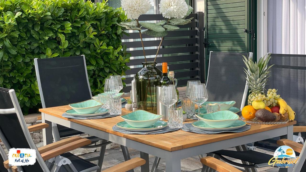 Gabrijel Apartments Makarska 1 Kültér fotó
